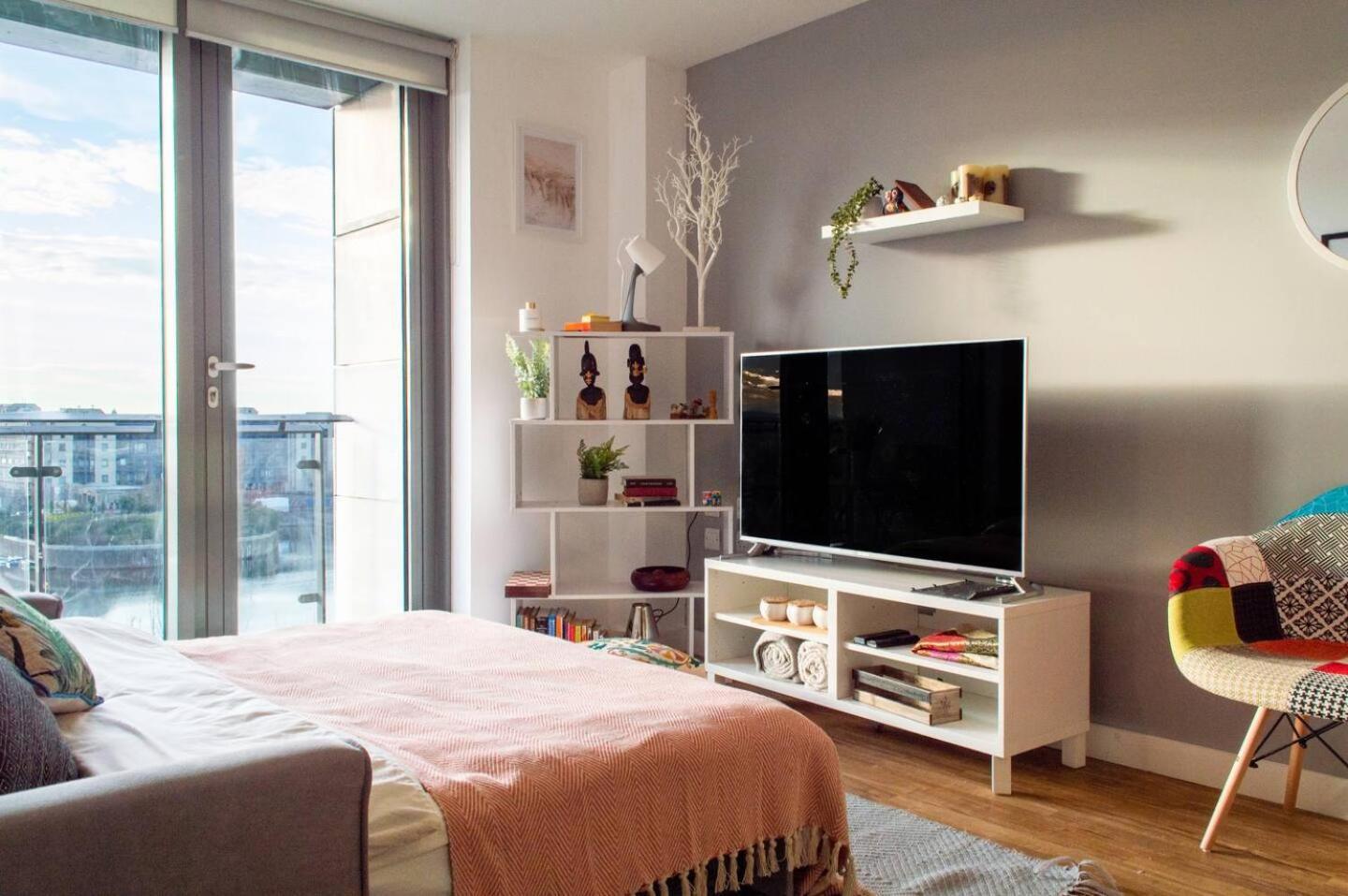 Stunning Mersey View Flat W Parking In Liverpool Exteriér fotografie