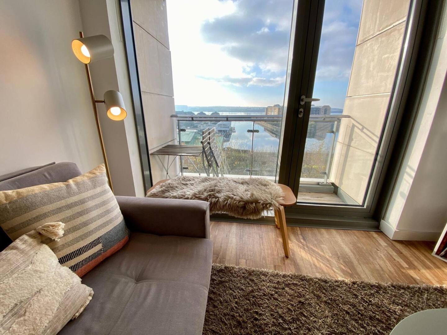 Stunning Mersey View Flat W Parking In Liverpool Exteriér fotografie