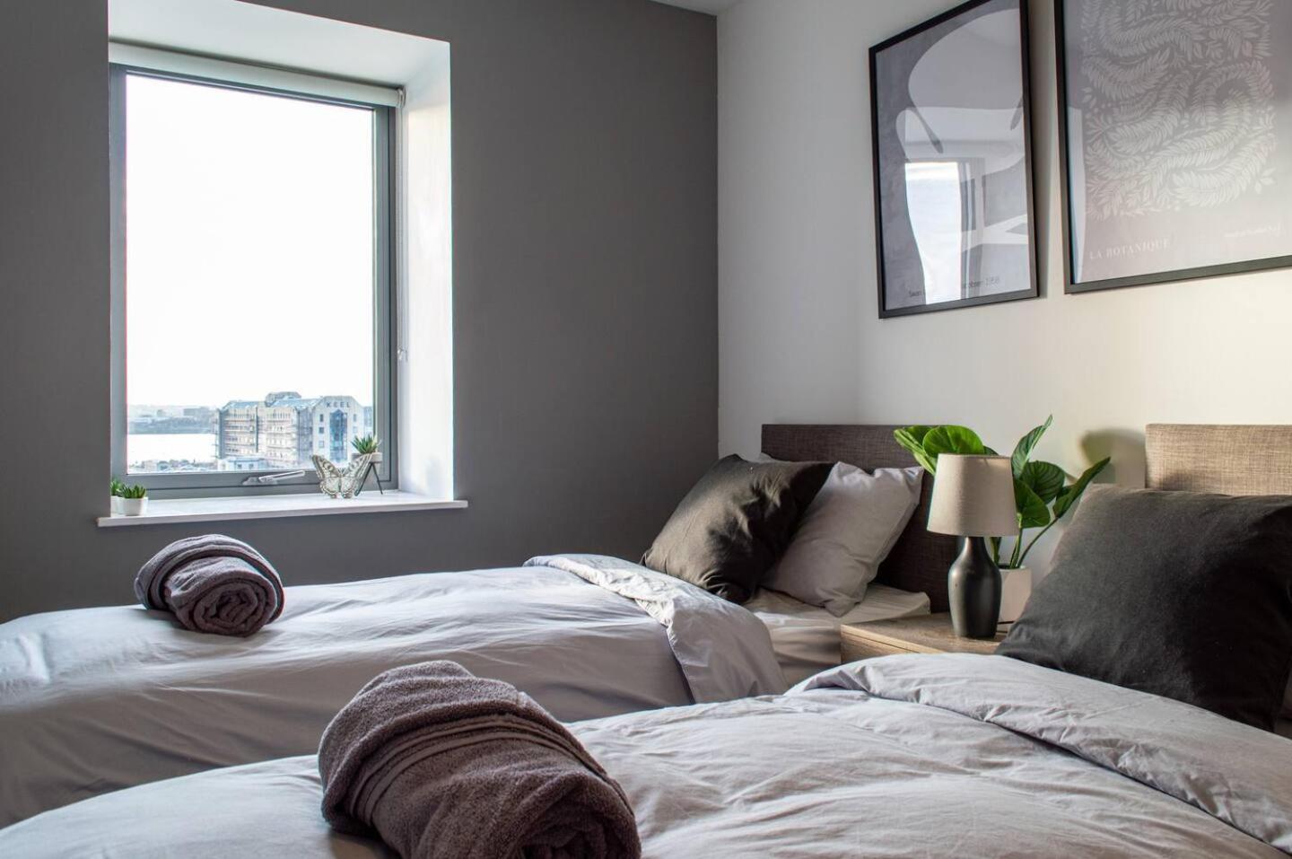 Stunning Mersey View Flat W Parking In Liverpool Exteriér fotografie
